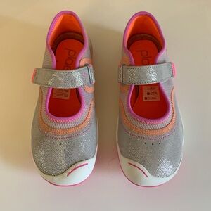 PLAE Kids Emme Sneakers - Silver and Pink - size 2 New With Tags